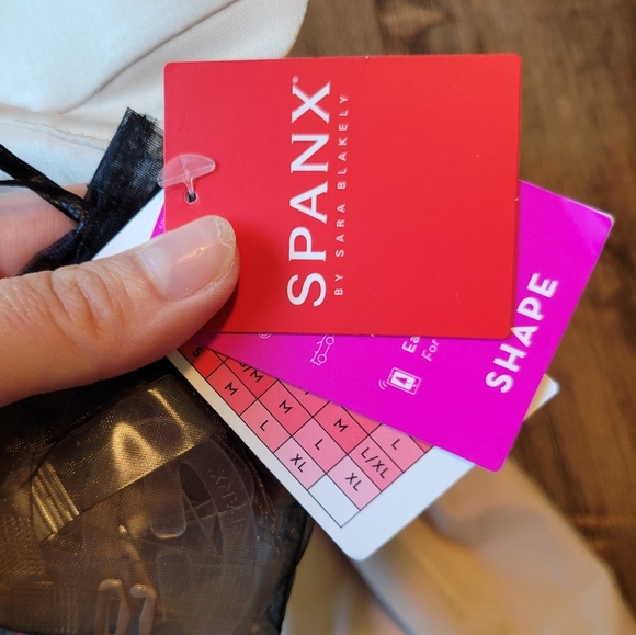 Spanx Nude Colored Mid Thigh Bodysuit - Picture 7 of 9